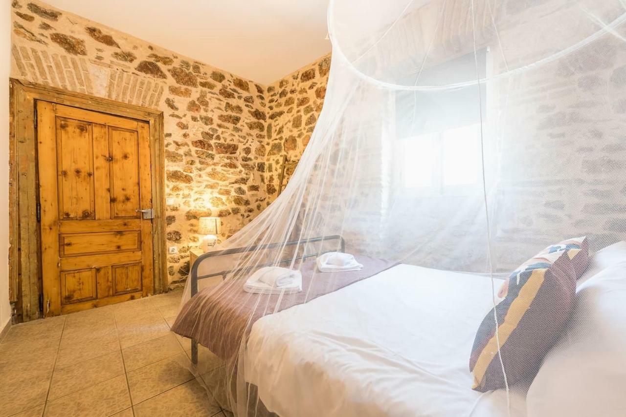 Stone House Under Acropolis Apartamento Atenas Exterior foto